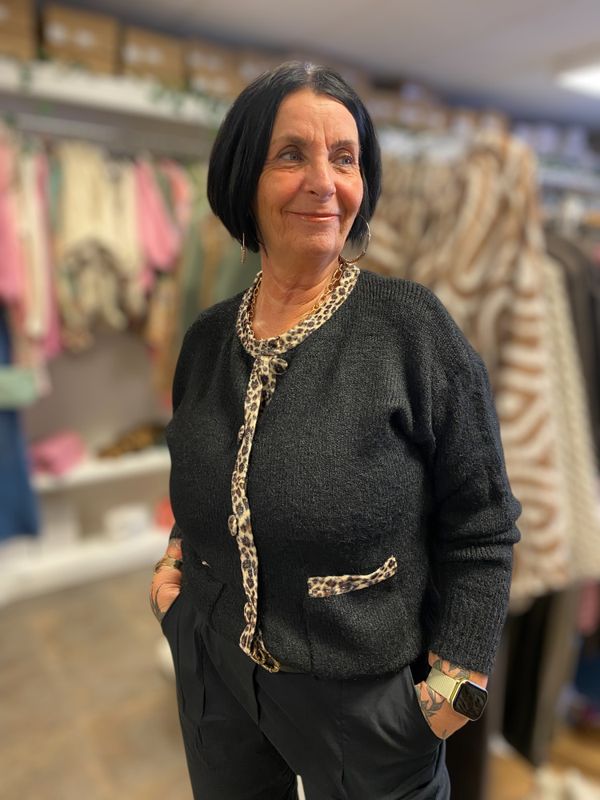 Qnuz Ribena Cardigan